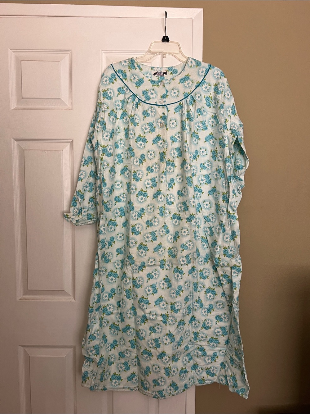 Vintage Light Blue Floral Nightgown with Contrast Piping